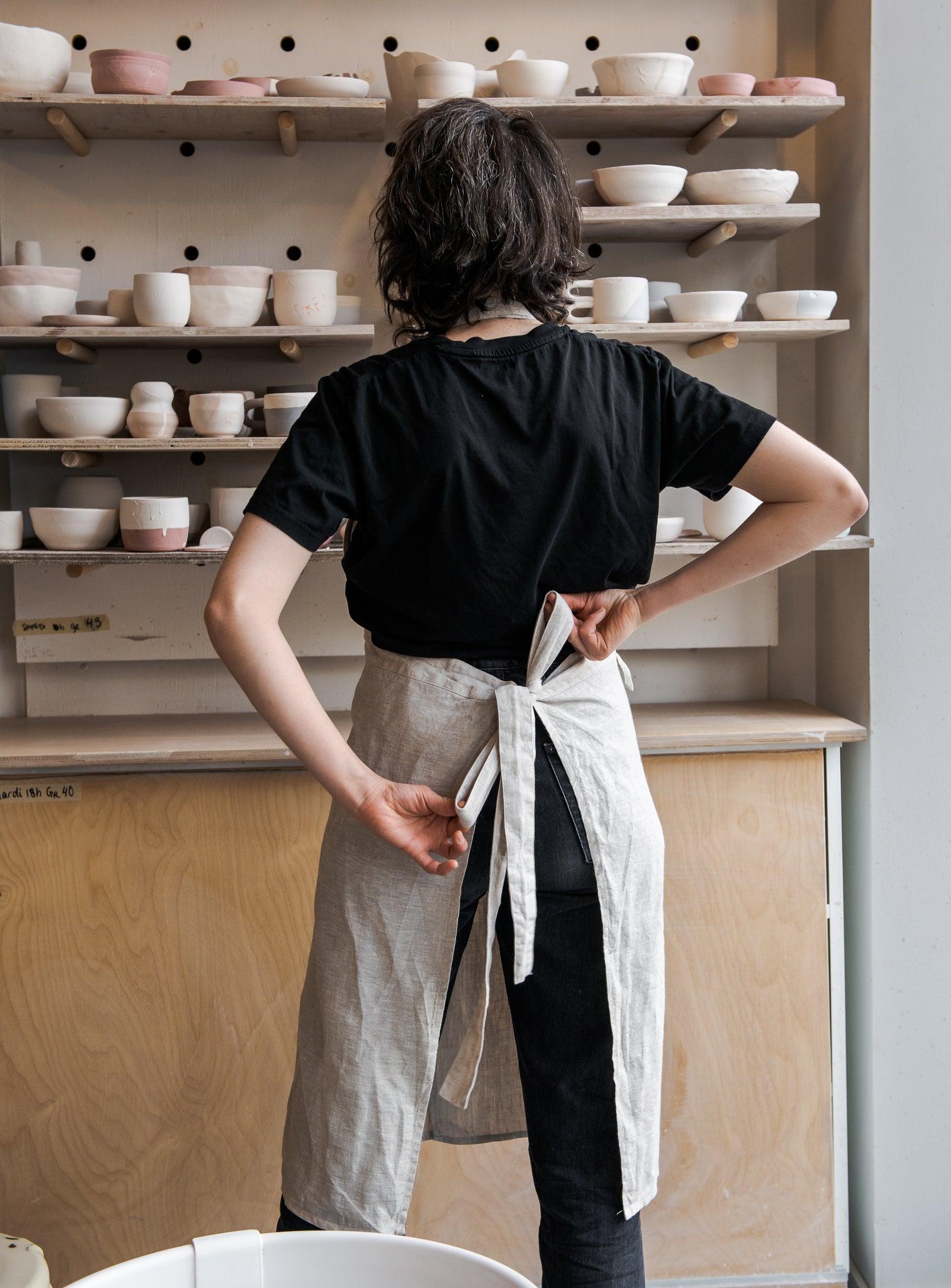 Split leg Potter's apron
