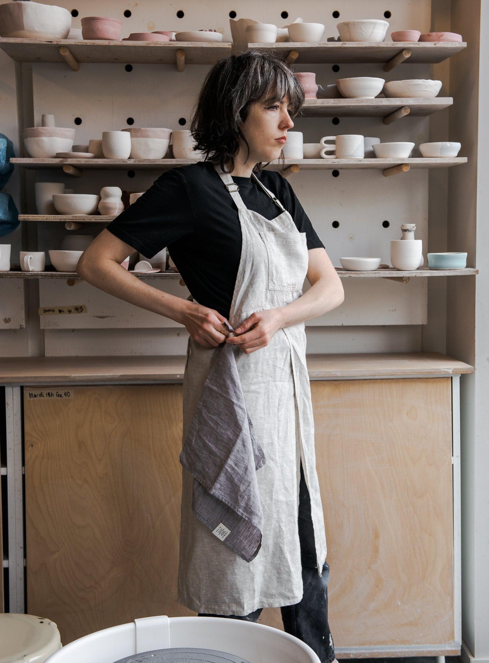 Split leg Potter's apron