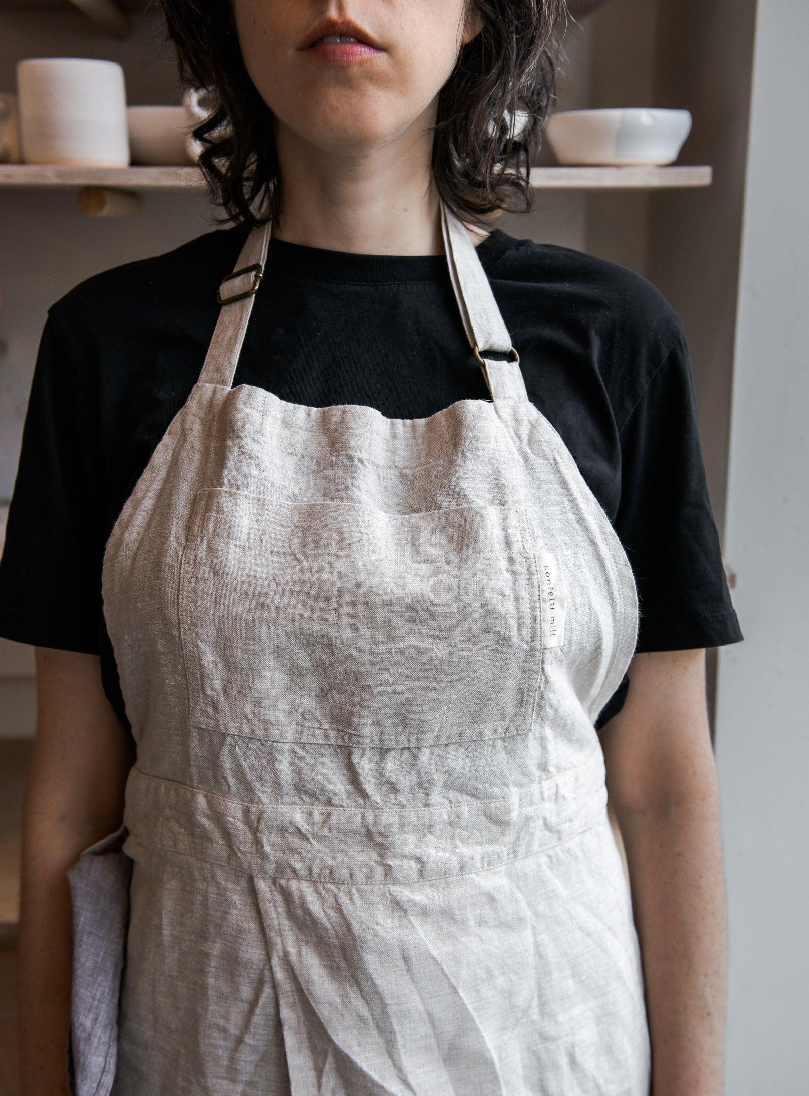 Split leg Potter's apron