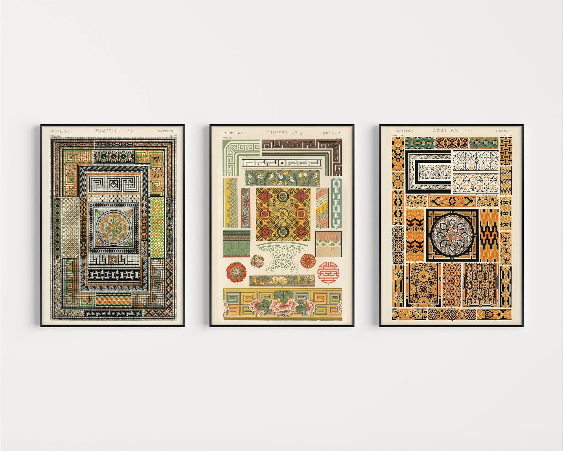 TRIO DE TABLEAUX Owen Jones | Motifs vintage pompéiens, arabes et chinois disponibles encadrés