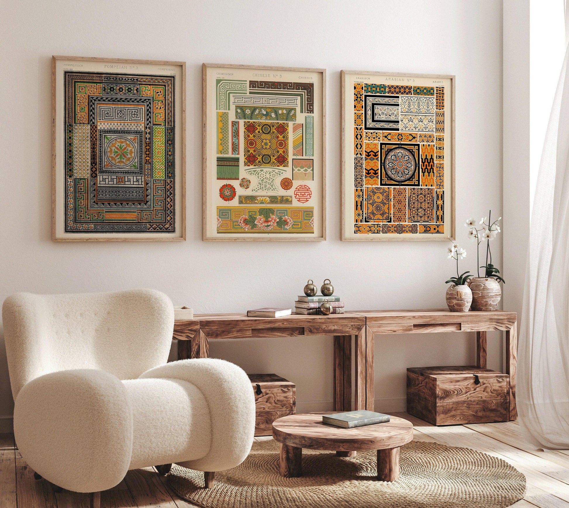 TRIO DE TABLEAUX Owen Jones | Motifs vintage pompéiens, arabes et chinois disponibles encadrés