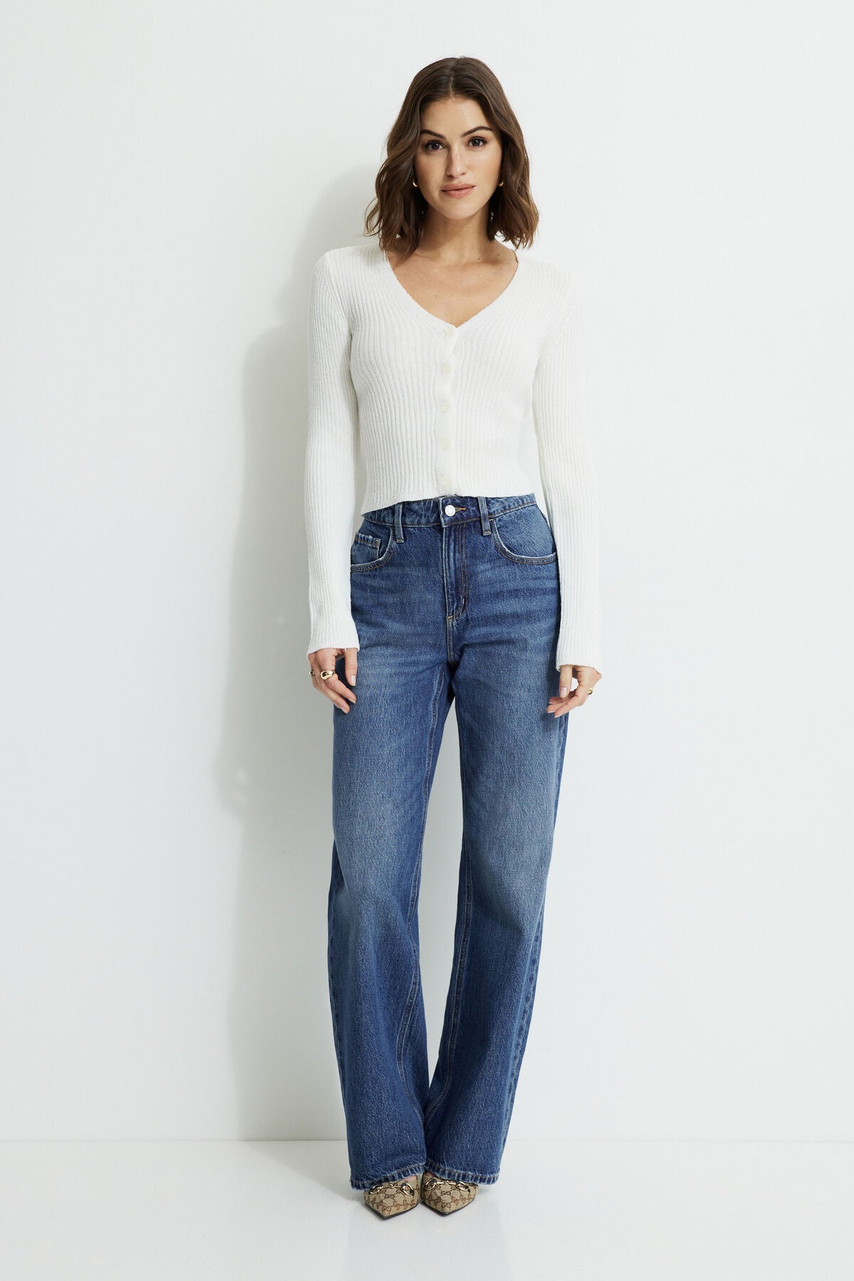 Mila Ribbed V Neck Cardigan