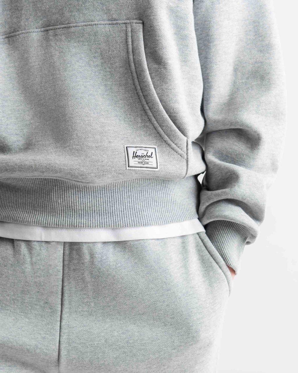 Sweat à capuche classique pour femme