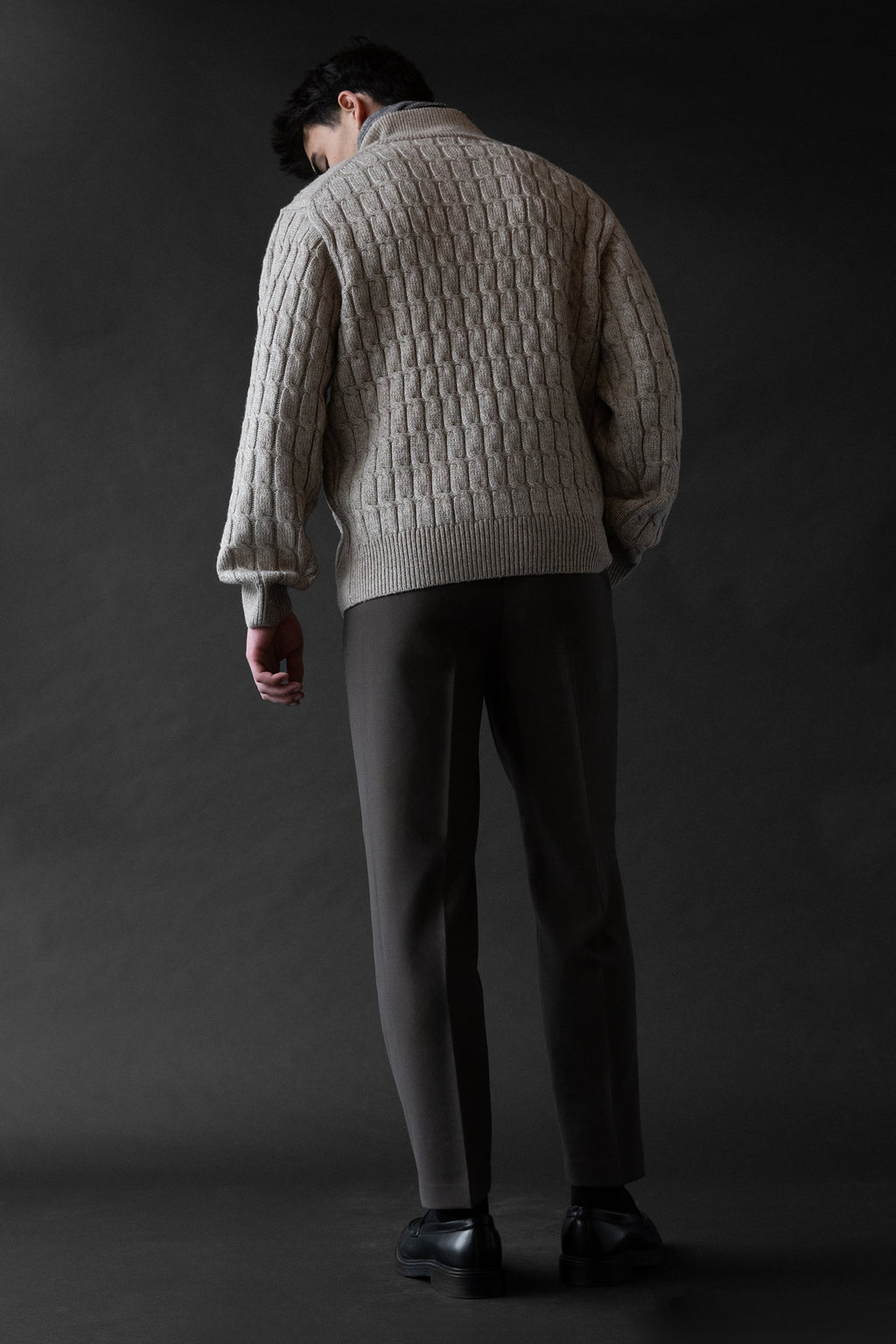 CARDIGAN FERMÉ À GLISSIÈRE EN MAILLE TORSADES