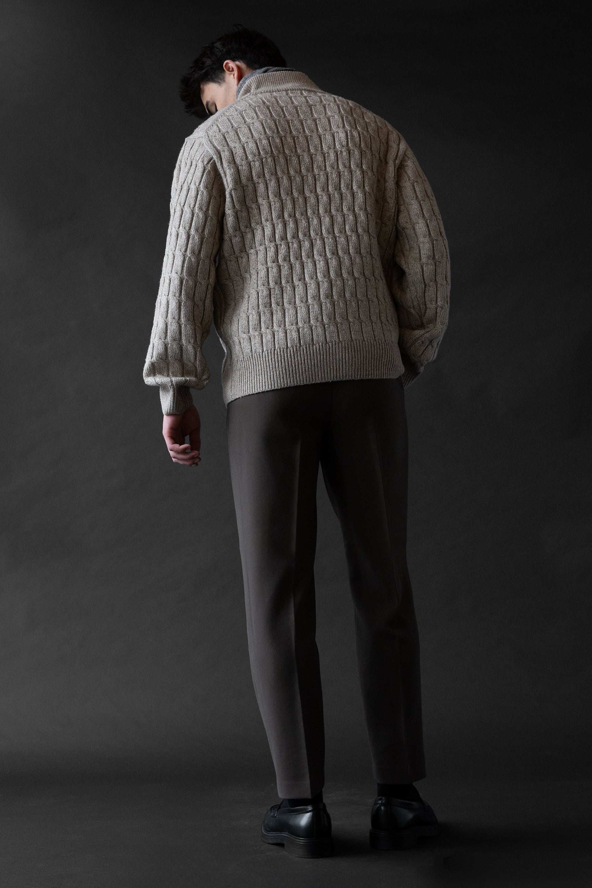 CARDIGAN FERMÉ À GLISSIÈRE EN MAILLE TORSADES