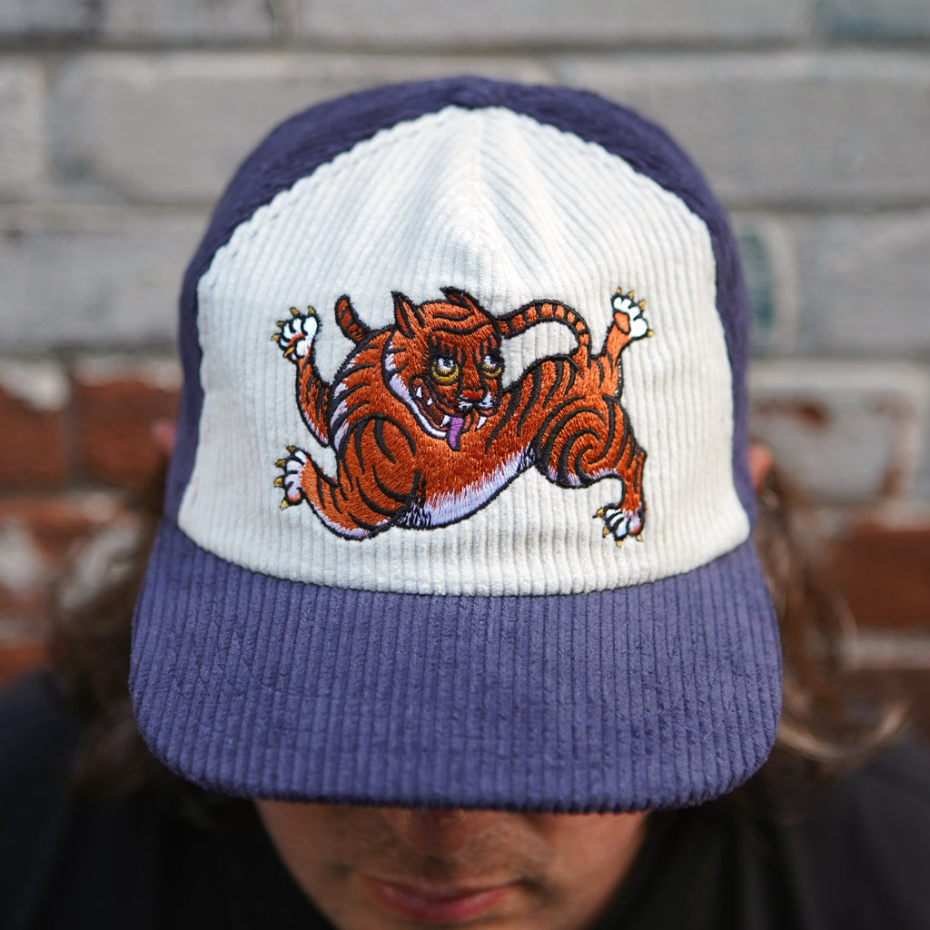 Chapeau en velours côtelé bicolore Happy Tiger