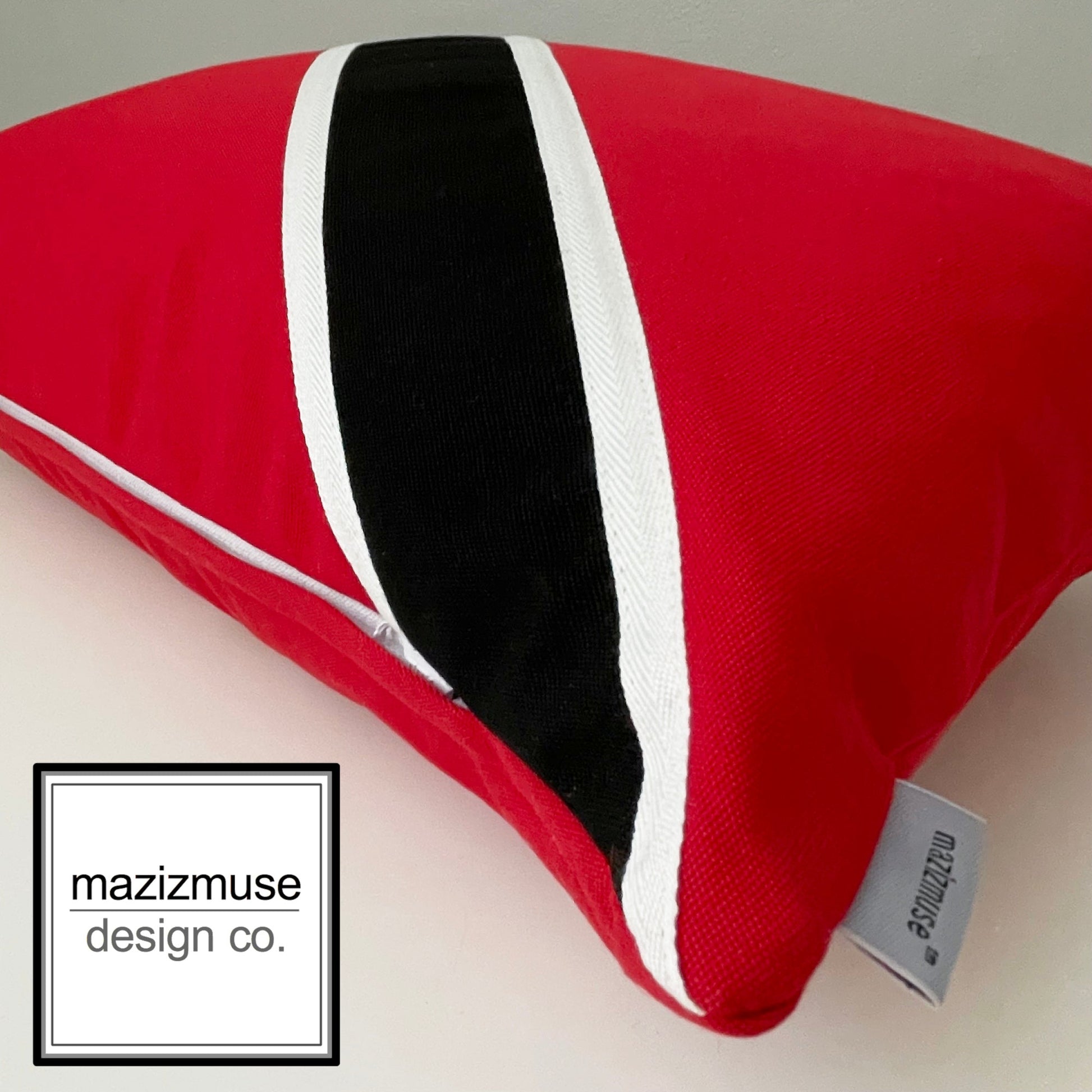 Housse de coussin Sunbrella® drapeau de Trinité-et-Tobago, taie d'oreiller drapeau par Mazizmuse 
