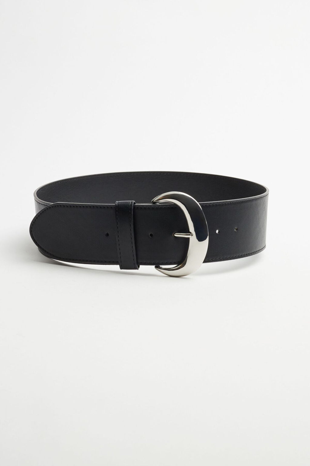 Oversized Crescent Waist Belt