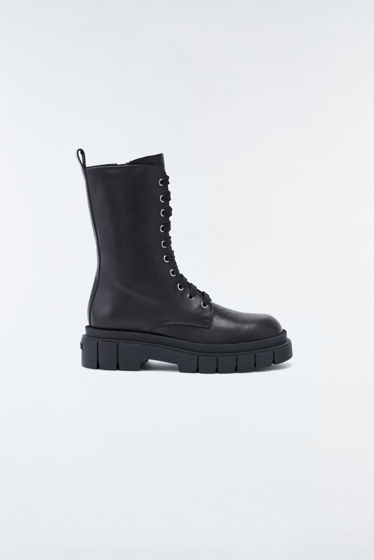 WARRIOR unlined lug sole (R) Leather combat boot for men