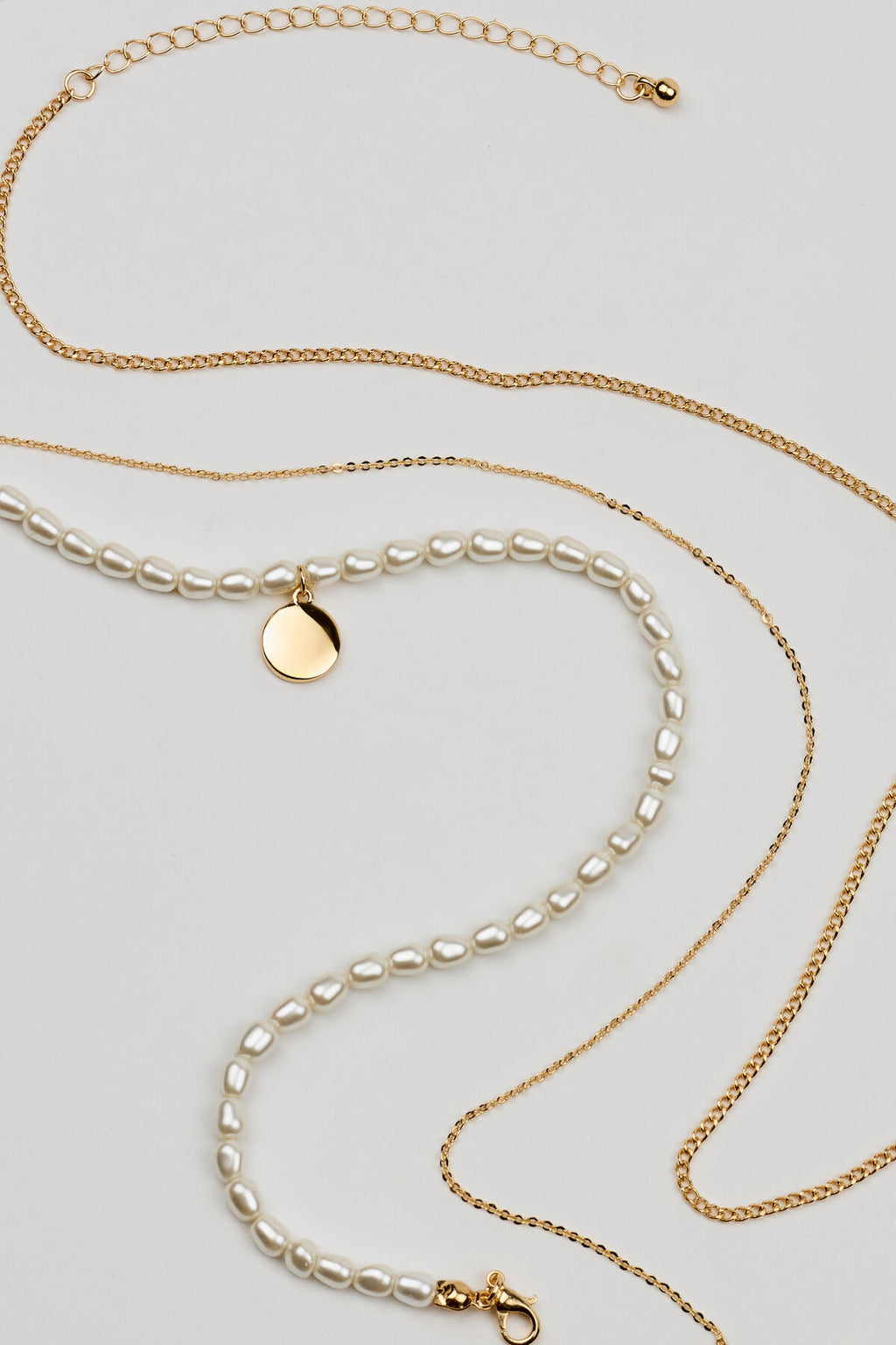 Ensemble de 3 colliers de perles et de chaînes