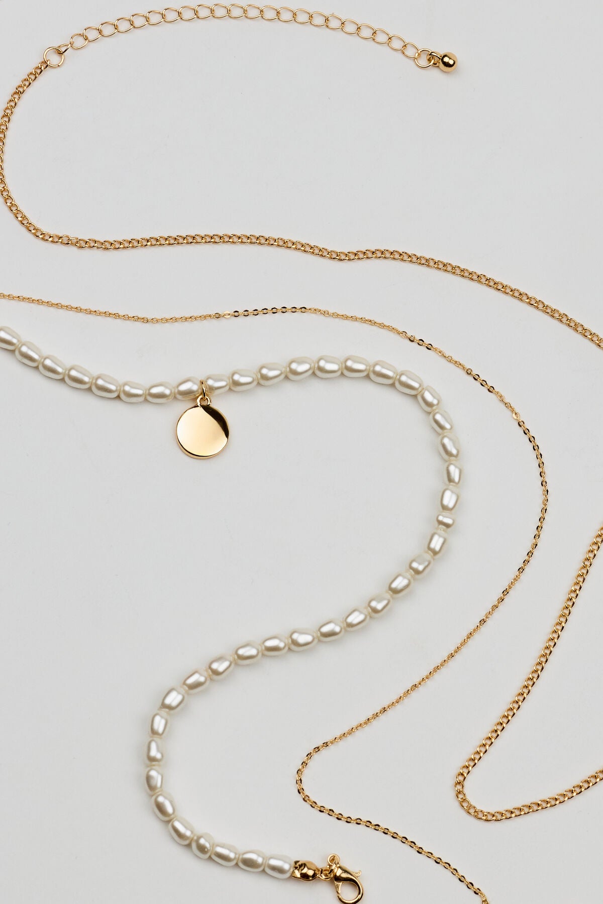 Ensemble de 3 colliers de perles et de chaînes