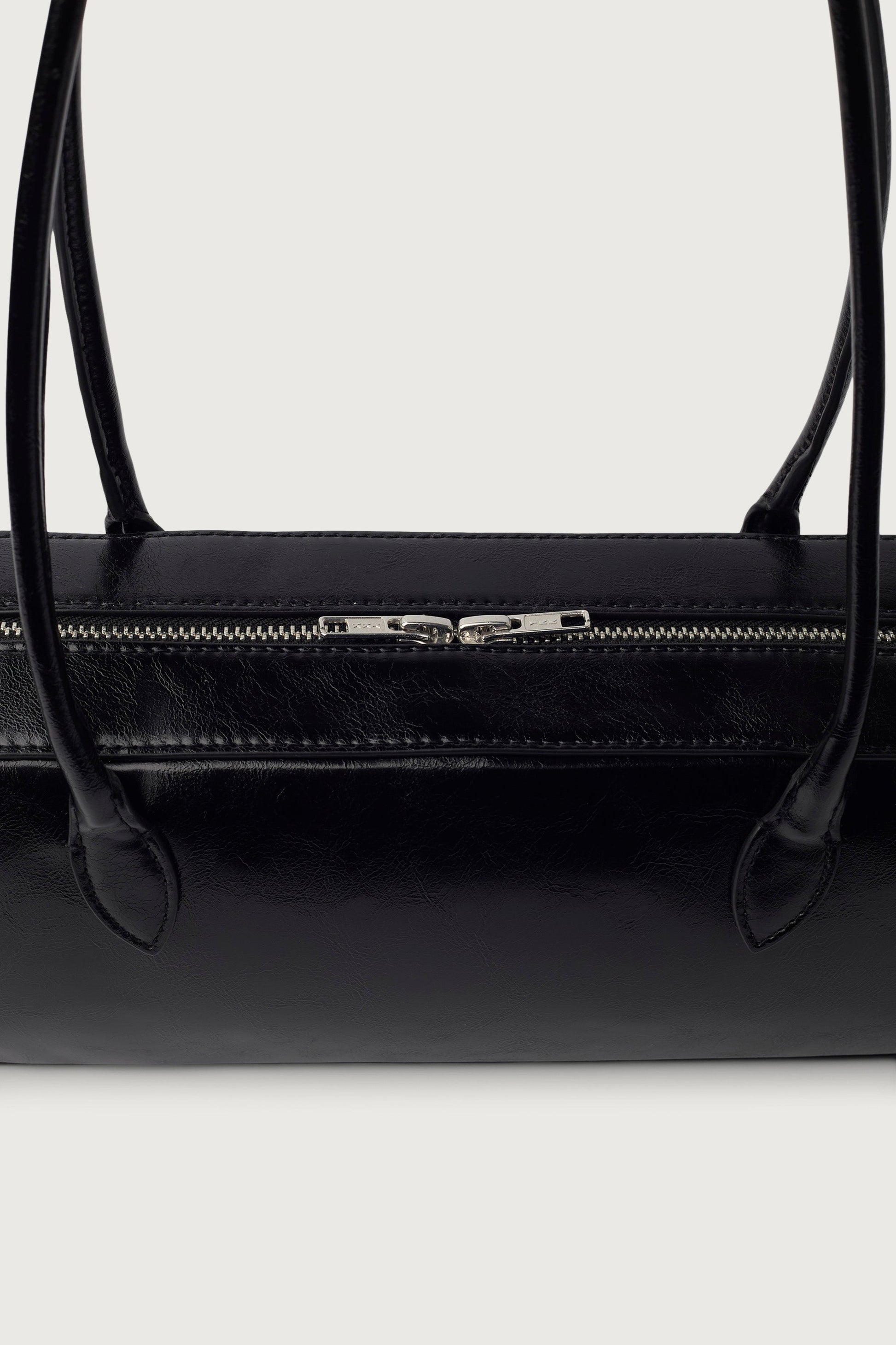 SAC À BANDOULIÈRE AVEC POIGNÉE SUPÉRIEURE