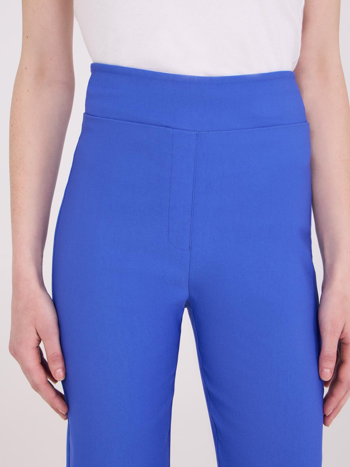 Pantalon Capri avec ourlet fendu