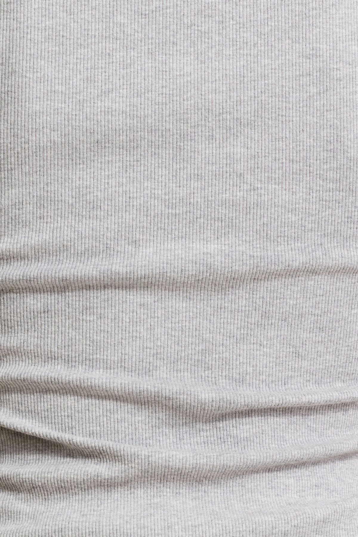 Ribbed Crewneck Waist T Shirt