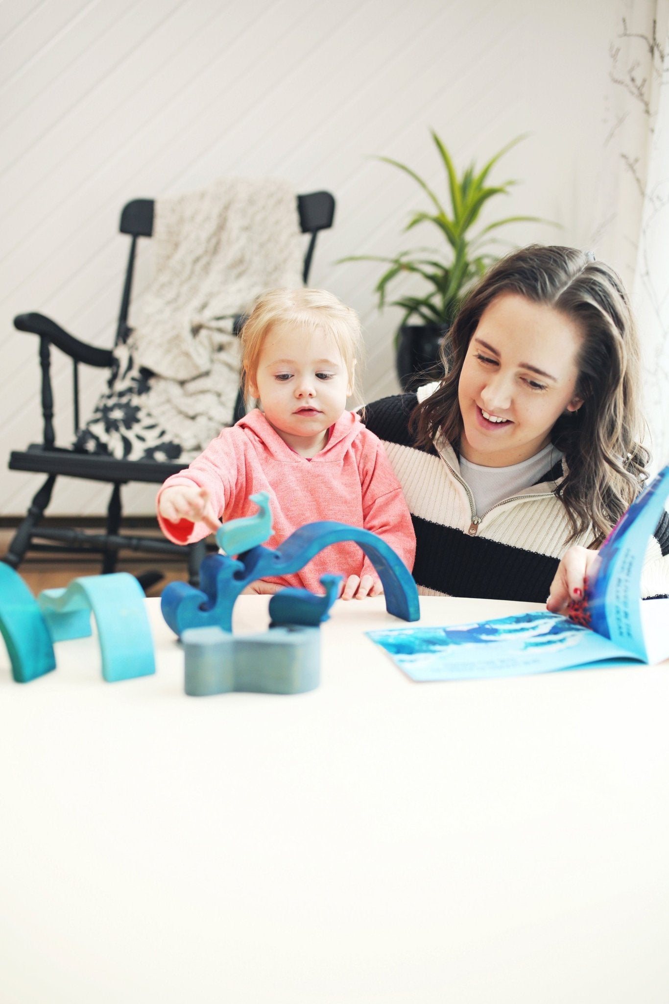 Whale of a tale - stacking toy and book set