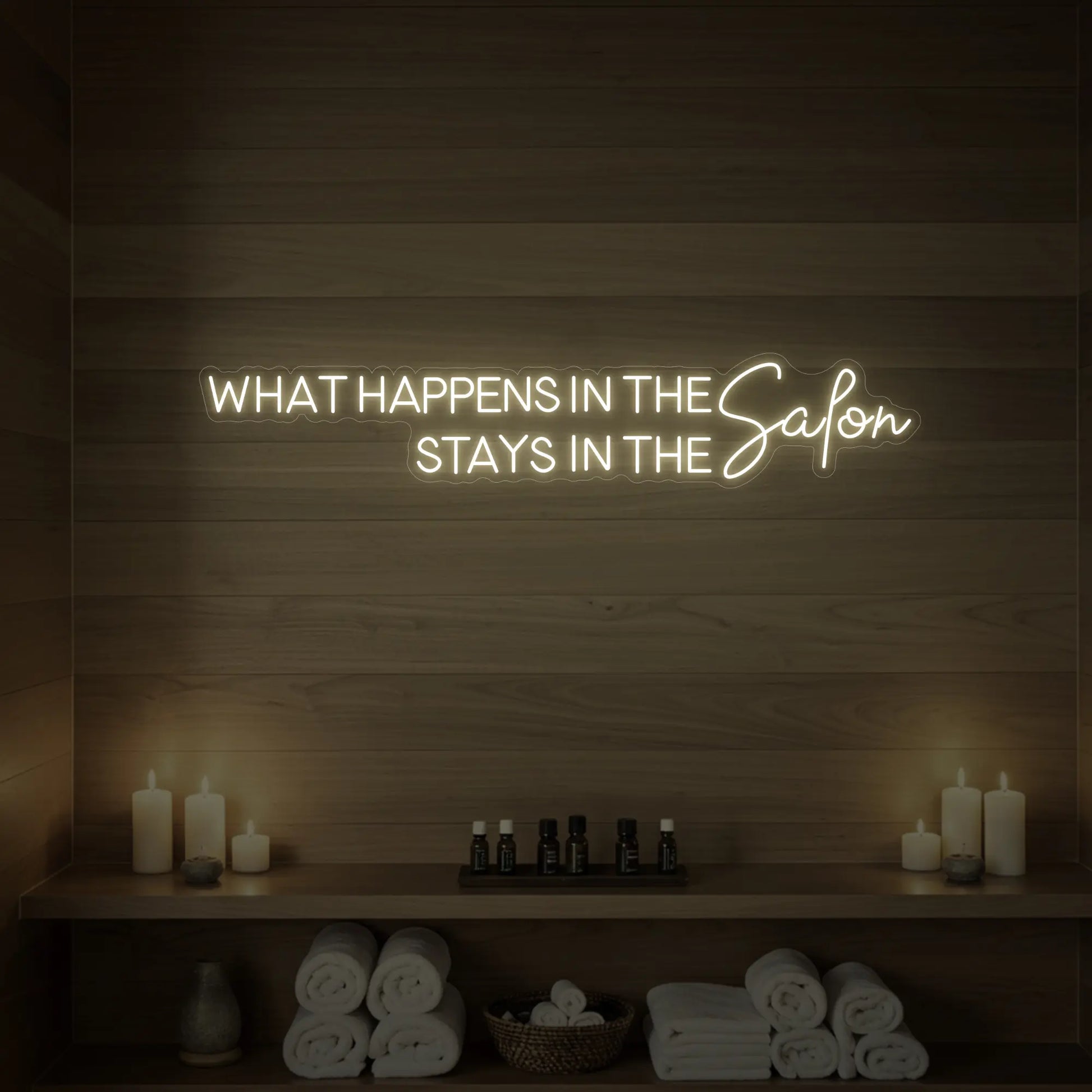 Que se passe-t-il dans l'enseigne lumineuse du salon ?