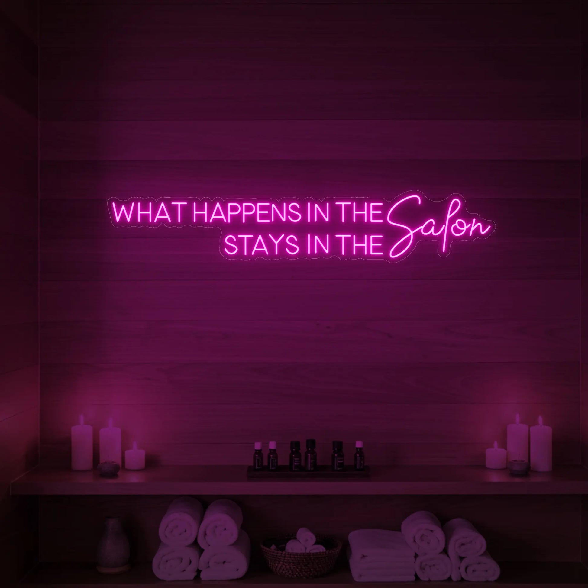 Que se passe-t-il dans l'enseigne lumineuse du salon ?