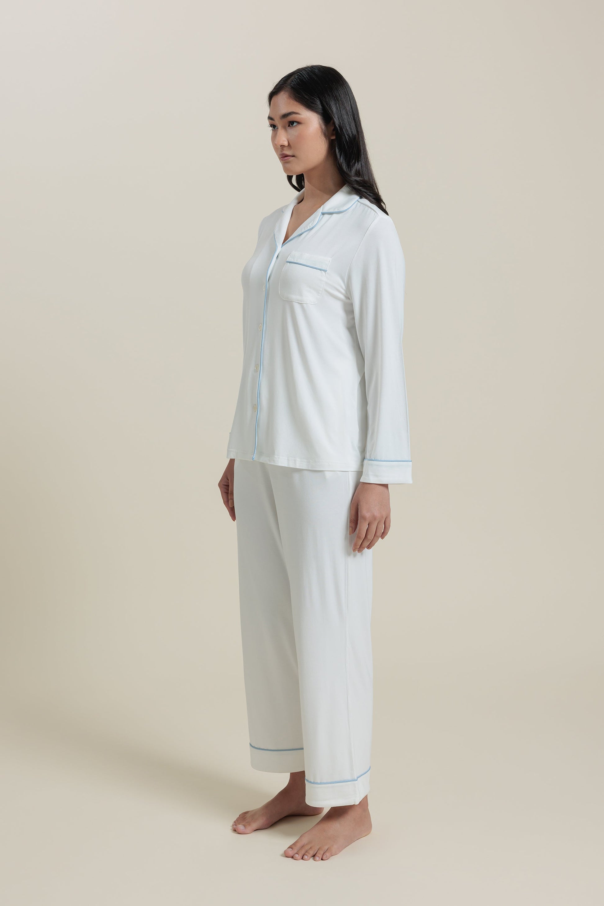 Ensemble de pyjama<br> Ensemble pyjama boutonné en bambou