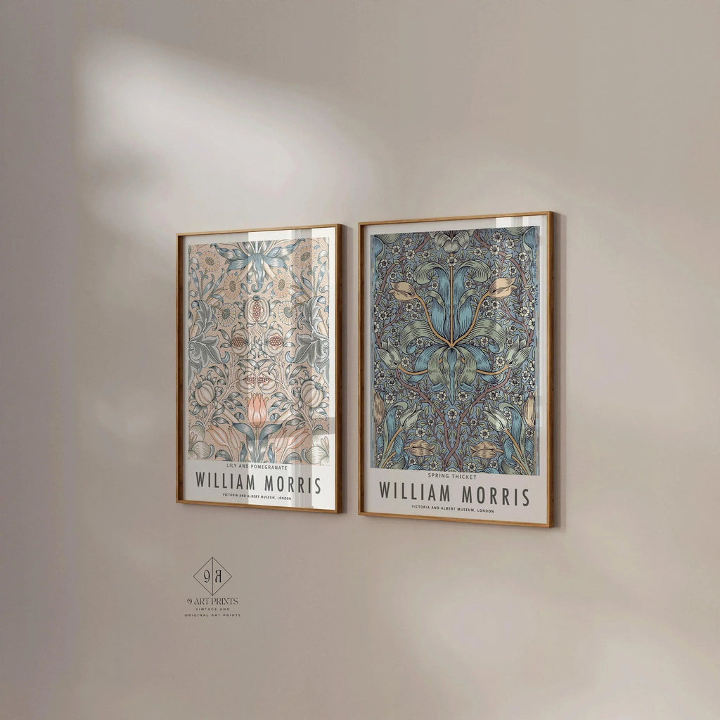 Estampes de William Morris : Art botanique, Fourré printanier et lys (encadrées)