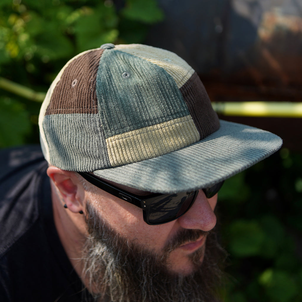 Chapeau patchwork en velours côtelé