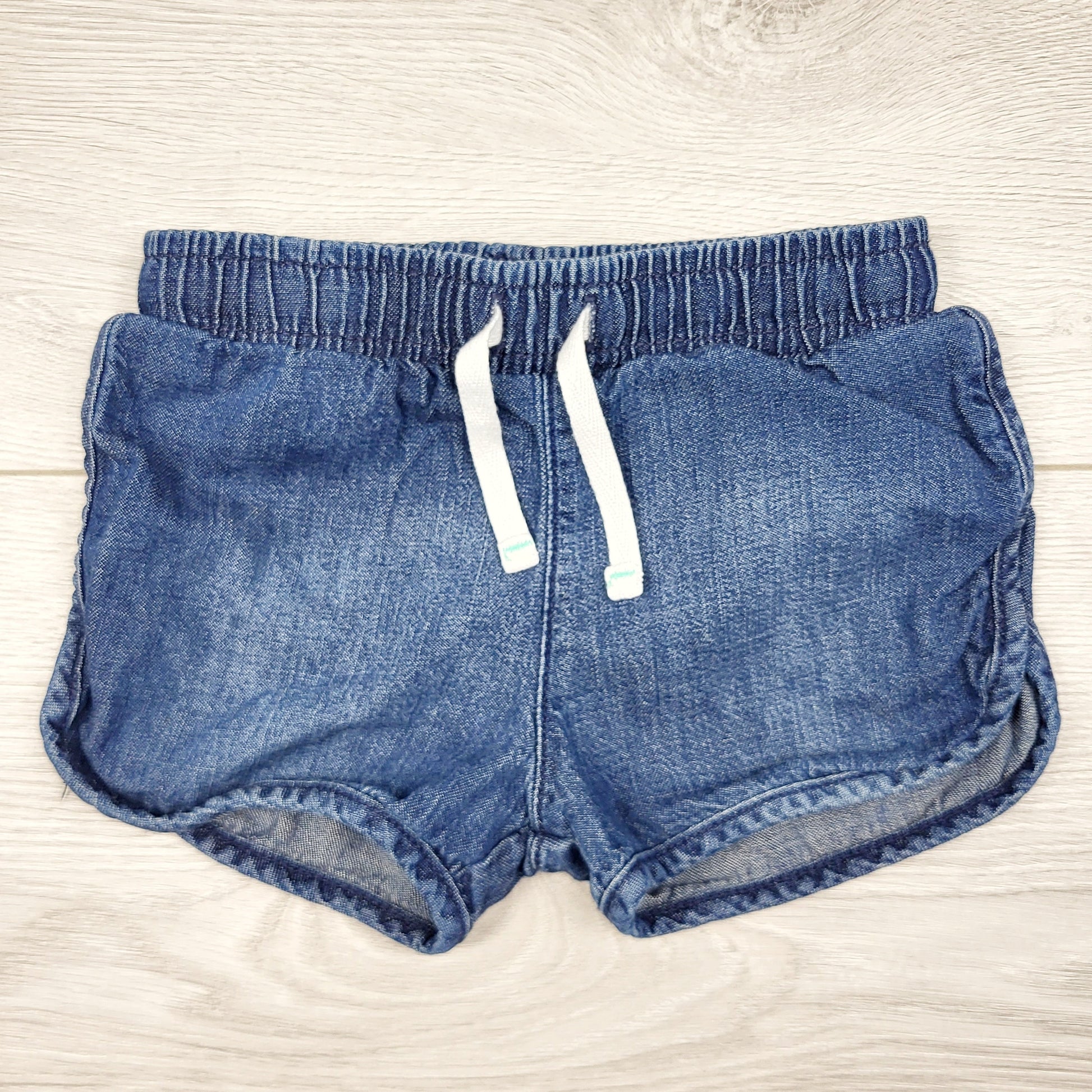 DMKY1 - Short en jean Chat et Jack. Taille 18 mois
