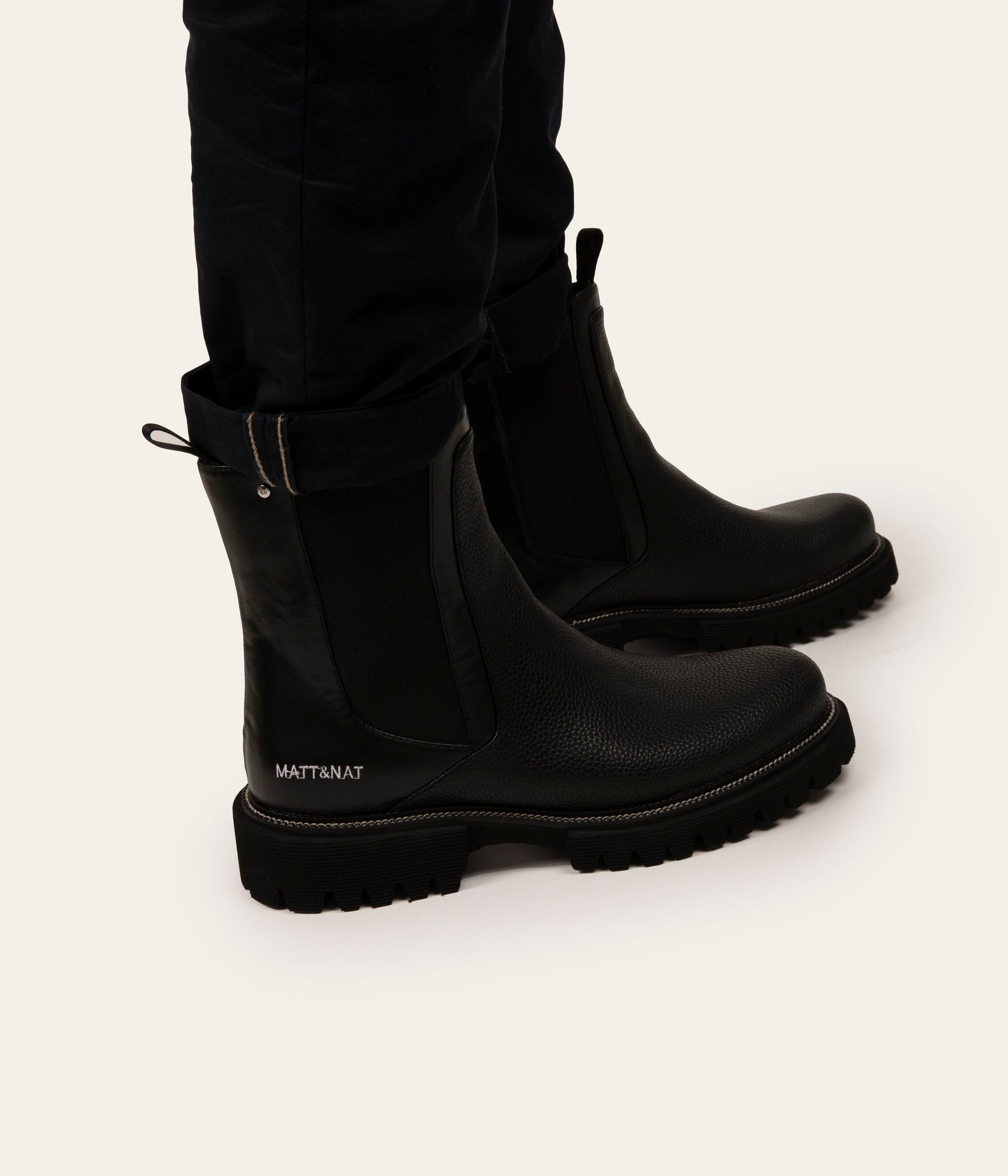 ARLO Men's Vegan Chelsea Boots