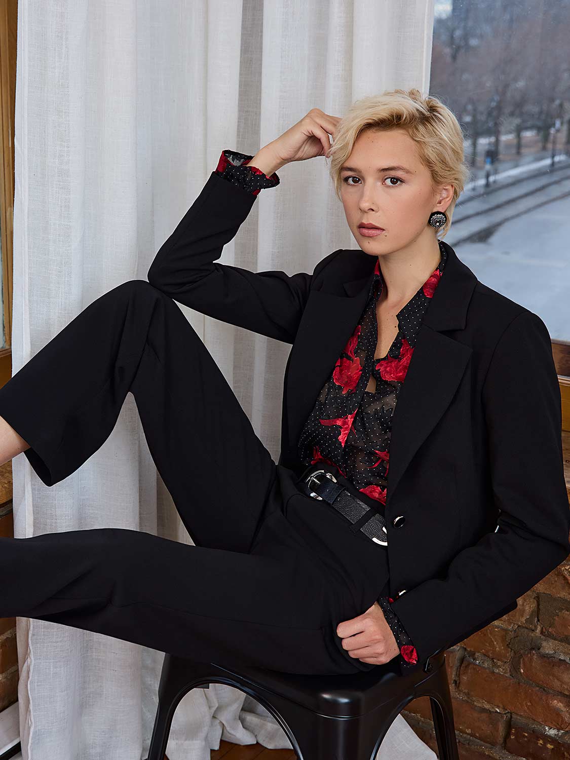 Pantalon zippé sur le devant