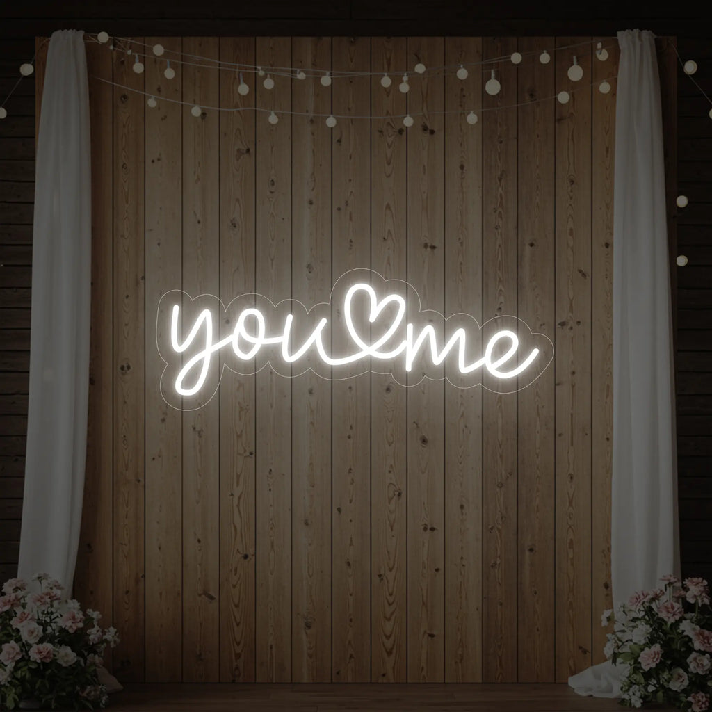 Enseigne lumineuse « Tu m'aimes »