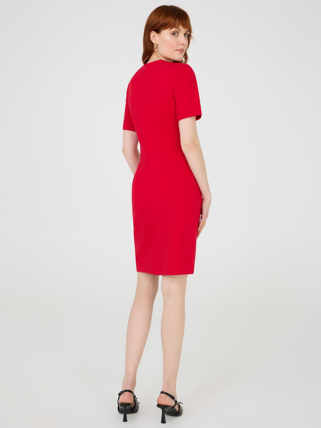 Robe boutonnée à manches courtes sur le devant